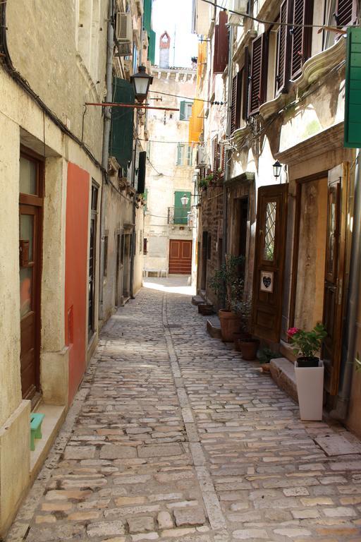רוביני Rooms Da Angelica Old City 2 מראה חיצוני תמונה