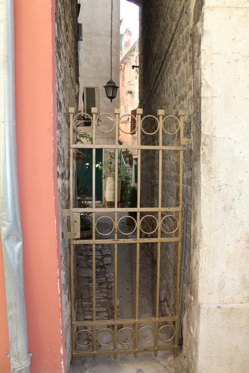רוביני Rooms Da Angelica Old City 2 מראה חיצוני תמונה