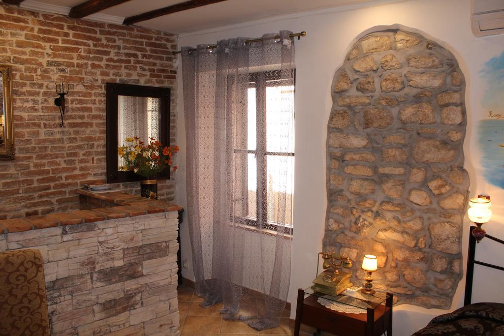 רוביני Rooms Da Angelica Old City 2 מראה חיצוני תמונה